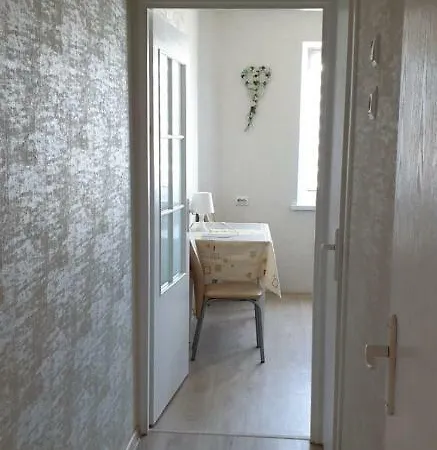 On Nemanskaya Street Apartament Mińsk